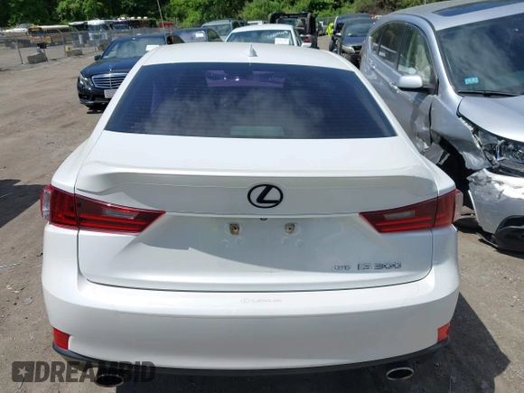 2016 Lexus IS 300/350 z VIN JTHCM1D21G5003441, wystawiony jako IAAI lot #42213684 z przebiegiem 88 190 mil mil oraz . Historia ofert i sprzedaży dostępna na DreamBid. Obrazek 15.