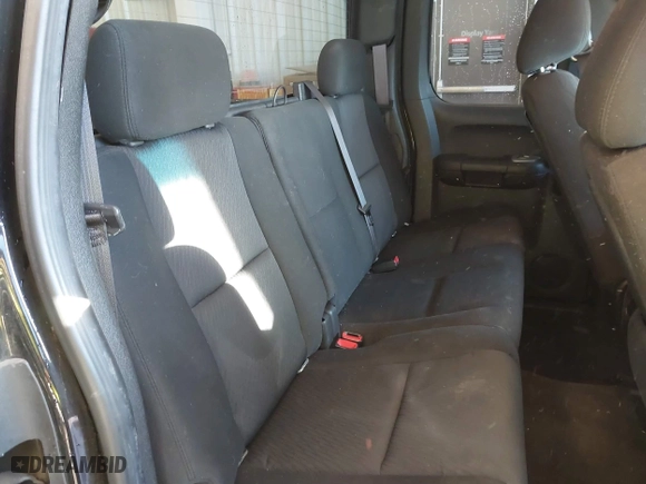 2010 Chevrolet Silverado 1500 LT with VIN 1GCSKSE31AZ155171, listed as a IAAI auction lot 41619404 with 209,422 mi miles. Bid and sale history available at carsss.com. Image 8.
