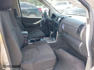 2006 Nissan Pathfinder SE with VIN 5N1AR18UX6C661562, listed as a IAAI auction lot 42061847 with 103,515 mi miles. Bid and sale history available at carsss.com. Image 5.