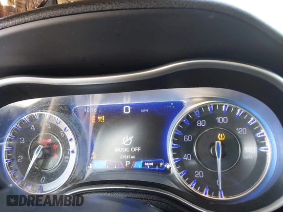 2019 Chrysler 300 Limited with VIN 2C3CCAEG9KH705883, listed as a IAAI auction lot 40022232 with 67,913 mi miles and . Bid and sale history available at DreamBid. Image 7.