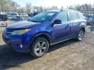 2015 Toyota RAV4 XLE with VIN 2T3RFREV6FW343687, listed as a IAAI auction lot 42024522 with 183,852 mi miles. Bid and sale history available at carsss.com. Image 2.