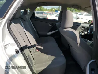 2013 Toyota Prius One z VIN JTDKN3DU7D5608485, wystawiony jako Copart lot #59537955 z przebiegiem 123 462 mil mil oraz Czysty tytuł • Clean title. Historia ofert i sprzedaży dostępna na DreamBid. Obrazek 10.