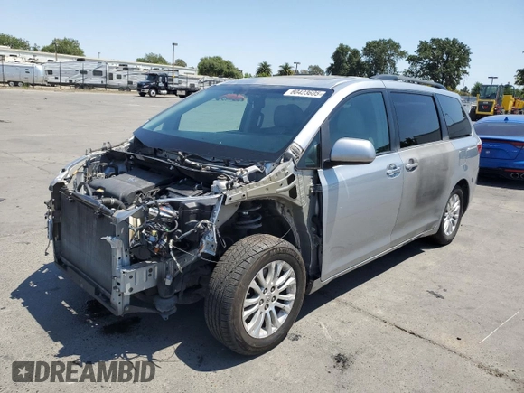 2015 Toyota Sienna XLE with VIN 5TDYK3DC4FS607026, listed as a Copart auction lot 60423605 with 132,327 mi miles and Clean title. Bid and sale history available at DreamBid. Image 1.