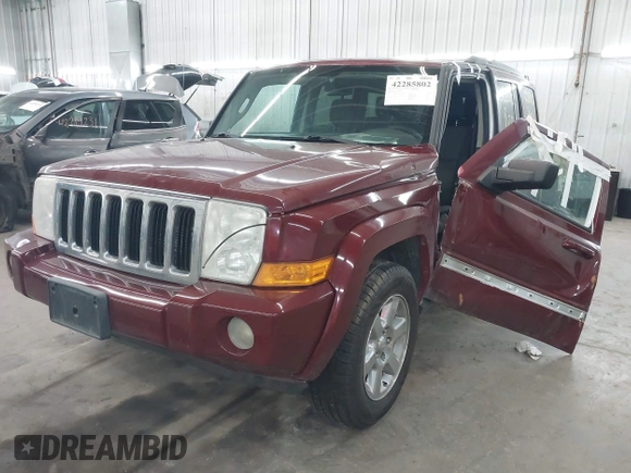 2010 Jeep Commander Sport с VIN 1J4RG4GK6AC140856, выставлен на аукционе IAAI как лот 42285802 с пробегом 247 830 миль миль и . История ставок и продаж доступна на DreamBid. Изображение 2.
