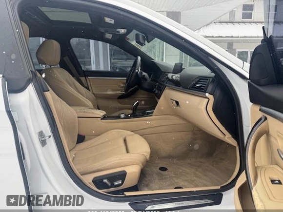 2016 BMW 4 Series 428i z VIN WBA4A9C53GG507015, wystawiony jako IAAI lot #41649268 z przebiegiem 184 240 mil mil oraz . Historia ofert i sprzedaży dostępna na DreamBid. Obrazek 5.