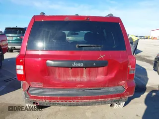 2017 Jeep Patriot Sport z VIN 1C4NJPBA4HD209814, wystawiony jako IAAI lot #41581964 z przebiegiem 56 398 mil mil oraz . Historia ofert i sprzedaży dostępna na DreamBid. Obrazek 17.