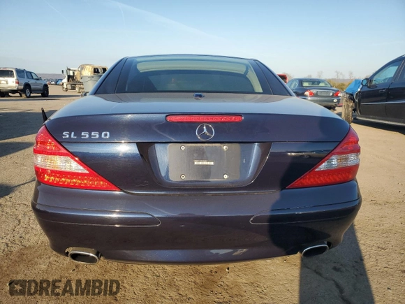 2007 Mercedes-Benz SL 550 z VIN WDBSK71FX7F134907, wystawiony jako Copart lot #51100175 z przebiegiem 133 355 mil mil oraz Szkoda całkowita • Salvage title. Historia ofert i sprzedaży dostępna na DreamBid. Obrazek 6.