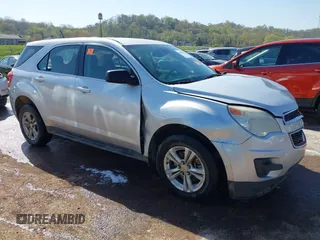 2015 Chevrolet Equinox LS z VIN 1GNALAEK5FZ136843, wystawiony jako IAAI lot #42029261 z przebiegiem 258 224 mil mil oraz . Historia ofert i sprzedaży dostępna na DreamBid. Obrazek 1.