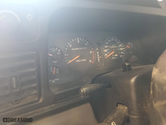 1996 Dodge Ram 1500 with VIN 1B7HF16Z8TJ180744, listed as a Copart auction lot 44231685 with 0 mi miles and Non Repairable. Bid and sale history available at carsss.com. Image 9.