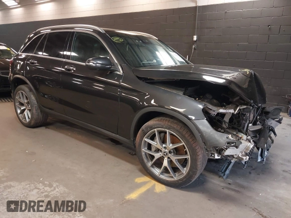 2022 Mercedes-Benz GLC 300 with VIN W1N0G8EB2NG121561, listed as a IAAI auction lot 42204953 with 22,264 mi miles and . Bid and sale history available at DreamBid. Image 1.