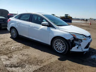 2012 Ford Focus SEL with VIN 1FAHP3H23CL403646, listed as a Copart auction lot 56329195 with 138,030 mi miles and Clean Title. Bid and sale history available at DreamBid. Image 4.
