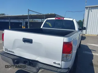 2011 Toyota Tundra 4WD Truck with VIN 5TFUM5F15BX023822, listed as a IAAI auction lot 42125607 with 194,779 mi miles. Bid and sale history available at carsss.com. Image 4.