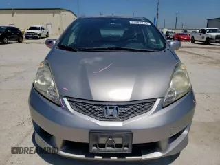 2009 Honda Fit Sport w/Navi with VIN JHMGE88649S008738, listed as a Copart auction lot 53961345 with 282,290 mi miles and Salvage Title. Bid and sale history available at carsss.com. Image 5.