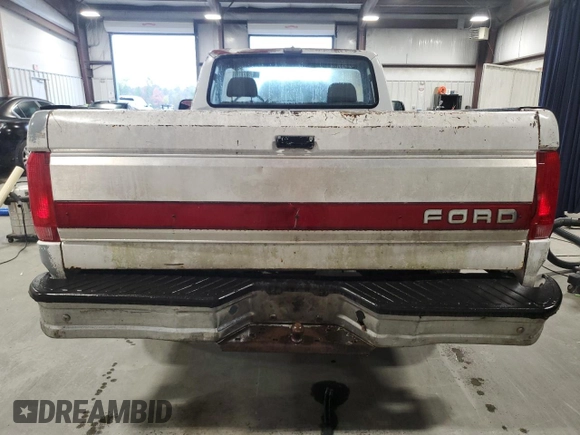 1992 Ford F-150 with VIN 1FTDF15Y2NNA80416, listed as a Copart auction lot 80701714 with 193,490 mi miles and Clean Title. Bid and sale history available at carsss.com. Image 6.