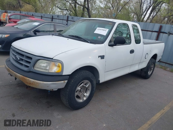 2000 Ford F-150 с VIN 2FTPX17Z9YCA99510, выставлен на аукционе IAAI как лот 42039891 с пробегом 182 615 миль миль и . История ставок и продаж доступна на DreamBid. Изображение 2.