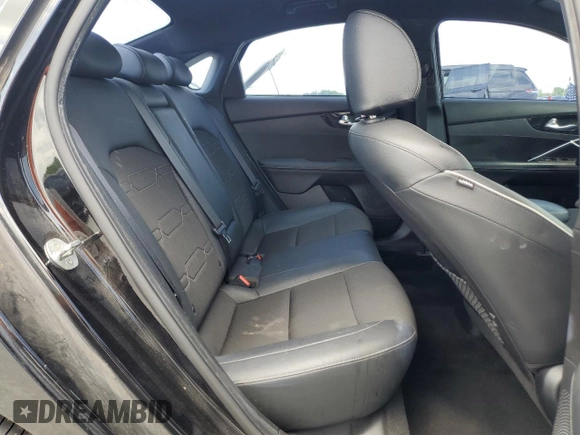 2021 Kia Forte GT-Line with VIN 3KPF34AD0ME286083, listed as a Copart auction lot 55044545 with 211,882 mi miles and Salvage title. Bid and sale history available at DreamBid. Image 10.