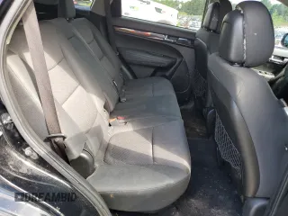 2013 Kia Sorento LX с VIN 5XYKT4A20DG327795, выставлен на аукционе Copart как лот 56863935 с пробегом Не указан миль и Списание • Salvage title. История ставок и продаж доступна на DreamBid. Изображение 11.