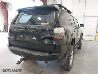 2017 Toyota 4Runner SR5 with VIN JTEBU5JR3H5412625, listed as a IAAI auction lot 41890217 with 34,717 mi miles. Bid and sale history available at carsss.com. Image 4.