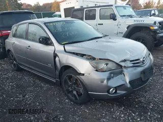 2006 Mazda 3 S Grand Touring z VIN JM1BK344461503289, wystawiony jako IAAI lot #40676237 z przebiegiem Nie podano mil oraz . Historia ofert i sprzedaży dostępna na DreamBid. Obrazek 1.