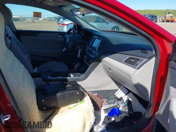 2018 Hyundai Sonata SE with VIN 5NPE24AF3JH607489, listed as a IAAI auction lot 41751030 with 44,044 mi miles and . Bid and sale history available at carsss.com. Image 5.