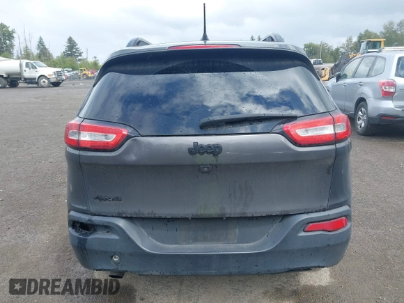 2018 Jeep Cherokee Latitude z VIN 1C4PJMCBXJD601328, wystawiony jako IAAI lot #42303389 z przebiegiem 98 288 mil mil oraz . Historia ofert i sprzedaży dostępna na DreamBid. Obrazek 17.