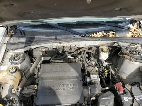 2009 Ford Escape XLT with VIN 1FMCU93G39KC49775, listed as a Copart auction lot 48070834 with 123,888 mi miles and Salvage Title. Bid and sale history available at carsss.com. Image 12.