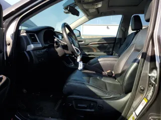 2015 Toyota Highlander Hybrid Limited with VIN 5TDDCRFHXFS009725, listed as a Copart auction lot 71092454 with 0 mi miles and Salvage Title. Bid and sale history available at carsss.com. Image 7.