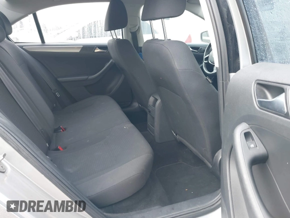 2015 Volkswagen Jetta Sport with VIN 3VWD17AJ5FM307746, listed as a IAAI auction lot 41506413 with 113,297 mi miles and . Bid and sale history available at DreamBid. Image 8.