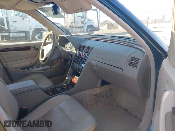 2000 Mercedes-Benz C 230 Kompressor with VIN WDBHA24G9YA852483, listed as a IAAI auction lot 41479316 with Not Provided miles and . Bid and sale history available at carsss.com. Image 5.