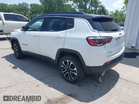 2024 Jeep Compass Limited with VIN 3C4NJDCN1RT595118, listed as a IAAI auction lot 42666248 with 42,342 mi miles and . Bid and sale history available at DreamBid. Image 3.