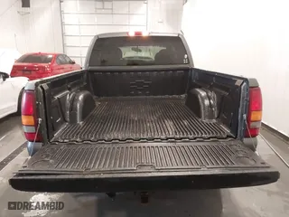 2001 Chevrolet Silverado 1500 LT with VIN 1GCEK19T31Z165427, listed as a IAAI auction lot 41583419 with 187,450 mi miles. Bid and sale history available at carsss.com. Image 12.