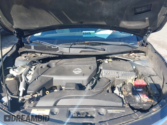 2015 Nissan Altima 2.5 S with VIN 1N4AL3AP7FC182401, listed as a IAAI auction lot 42110825 with 153,568 mi miles. Bid and sale history available at carsss.com. Image 10.