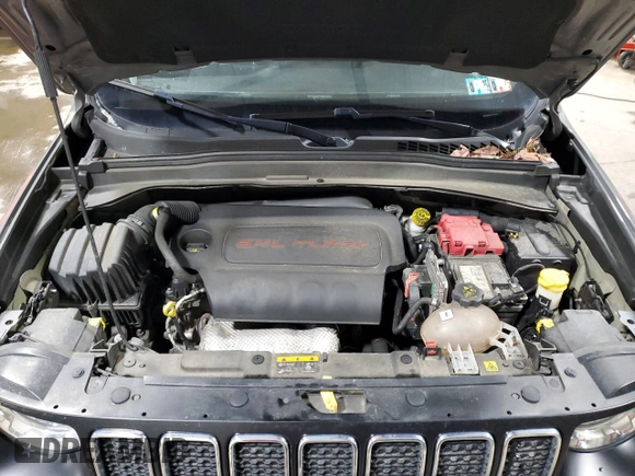2020 Jeep Renegade Sport z VIN ZACNJBAB7LPL94803, wystawiony jako Copart lot #49058345 z przebiegiem 82 828 mil mil oraz Szkoda całkowita • Salvage title. Historia ofert i sprzedaży dostępna na DreamBid. Obrazek 12.
