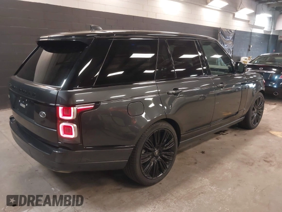 2020 Land Rover Range Rover P525 HSE with VIN SALGS2SE2LA577729, listed as a IAAI auction lot 42589938 with 29,619 mi miles and . Bid and sale history available at DreamBid. Image 4.