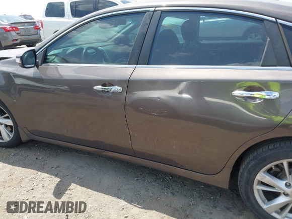 2015 Nissan Altima SV z VIN 1N4AL3AP3FC176546, wystawiony jako IAAI lot #42166808 z przebiegiem 129 203 mil mil oraz . Historia ofert i sprzedaży dostępna na DreamBid. Obrazek 13.