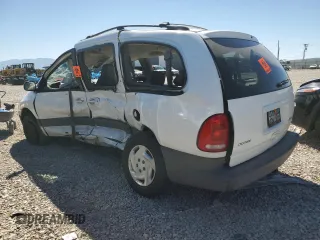 2000 Dodge Caravan SE with VIN 1B4GP44R8YB749846, listed as a Copart auction lot 67656204 with Not Provided miles and Non Repairable. Bid and sale history available at carsss.com. Image 2.