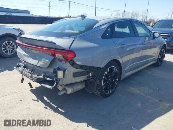 2024 Kia K5 GT-Line z VIN 5XXG64J22RG235225, wystawiony jako IAAI lot #41757058 z przebiegiem 13 071 mil mil oraz . Historia ofert i sprzedaży dostępna na DreamBid. Obrazek 4.