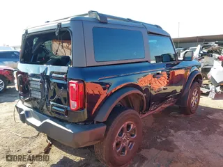 2021 Ford Bronco with VIN 1FMDE5AP1MLA69419, listed as a IAAI auction lot 40977859 with 29,733 mi miles. Bid and sale history available at carsss.com. Image 4.