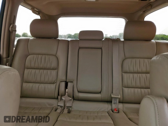 2000 Lexus LX 470 with VIN JT6HT00W8Y0118377, listed as a Copart auction lot 55614435 with 230,542 mi miles and Clean Title. Bid and sale history available at carsss.com. Image 10.