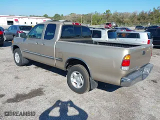 2002 Toyota Tundra SR5 with VIN 5TBRN34172S324326, listed as a IAAI auction lot 41683384 with 187,489 mi miles. Bid and sale history available at carsss.com. Image 3.