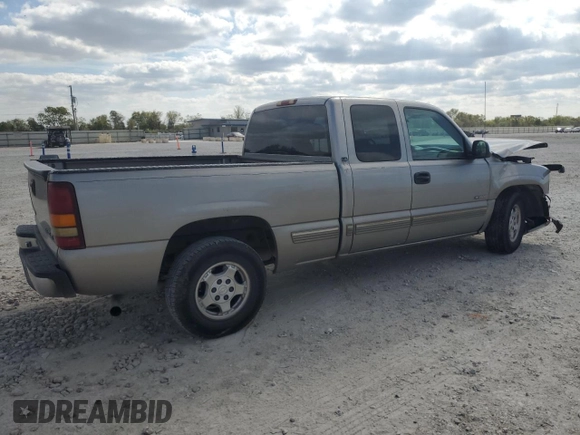2000 Chevrolet Silverado 1500 with VIN 2GCEC19W6Y1189862, listed as a Copart auction lot 80524424 with 303,051 mi miles and Salvage Title. Bid and sale history available at DreamBid. Image 3.