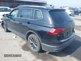 2022 Volkswagen Tiguan SE with VIN 3VV2B7AX0NM146315, listed as a IAAI auction lot 42512975 with 40,577 mi miles and . Bid and sale history available at DreamBid. Image 3.