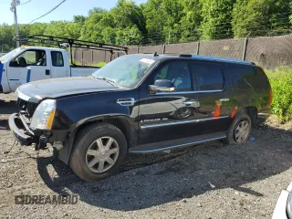 2008 Cadillac Escalade ESV z VIN 1GYFK66848R215970, wystawiony jako Copart lot #57226505 z przebiegiem 255 076 mil mil oraz Szkoda całkowita • Salvage title. Historia ofert i sprzedaży dostępna na DreamBid. Obrazek 1.