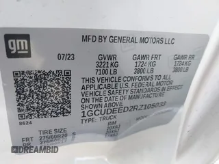 2024 Chevrolet Silverado 1500 RST with VIN 1GCUDEED2RZ105033, listed as a IAAI auction lot 41552431 with 15,515 mi miles. Bid and sale history available at carsss.com. Image 9.