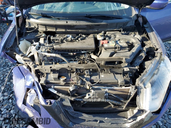 2020 Nissan Rogue S z VIN 5N1AT2MT4LC812296, wystawiony jako Copart lot #56824445 z przebiegiem 88 003 mil mil oraz Szkoda całkowita • Salvage title. Historia ofert i sprzedaży dostępna na DreamBid. Obrazek 12.