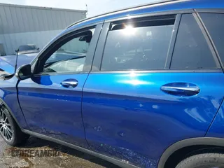 2020 Mercedes-Benz GLC with VIN WDC0G8EB1LF705695, listed as a IAAI auction lot 39381915 with 14,364 mi miles. Bid and sale history available at carsss.com. Image 13.