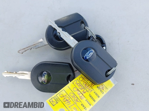 2010 Ford Fusion Hybrid z VIN 3FADP0L3XAR138980, wystawiony jako IAAI lot #41545161 z przebiegiem 92 386 mil mil oraz . Historia ofert i sprzedaży dostępna na DreamBid. Obrazek 11.