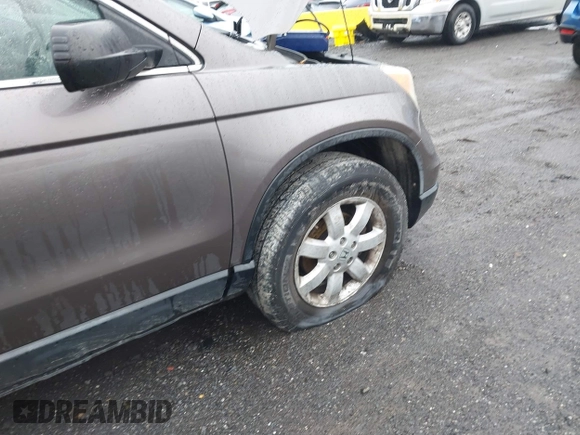 2011 Honda CR-V SE with VIN 5J6RE4H49BL110385, listed as a IAAI auction lot 41091191 with 209,187 mi miles. Bid and sale history available at carsss.com. Image 16.