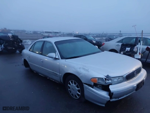 2000 Buick Century Custom with VIN 2G4WS52J7Y1342564, listed as a IAAI auction lot 41226153 with 176,236 mi miles. Bid and sale history available at carsss.com. Image 1.