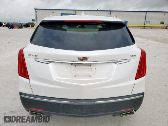 2017 Cadillac XT5 Luxury FWD with VIN 1GYKNBRS5HZ131517, listed as a Copart auction lot 60605595 with 130,522 mi miles and Clean title. Bid and sale history available at DreamBid. Image 6.